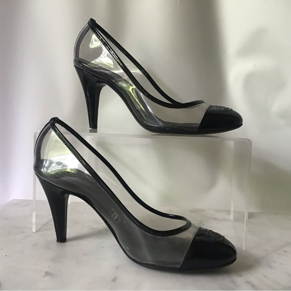 Chanel Clear PVC Black Patent pumps CC Logo Size 38 7.5 7